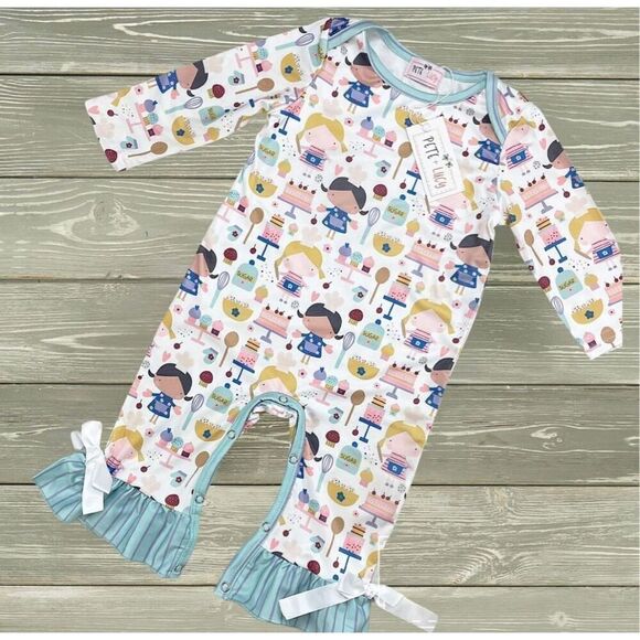 Pete & Lucy Mommy’s Kitchen Romper size 0-3month‎ - Picture 1 of 7